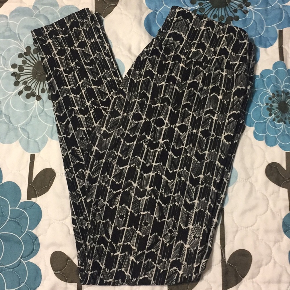 LuLaRoe OS Leggings